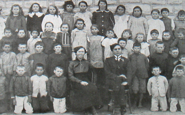 1915: Gansbaai se nie-amptelike skooltjie se kinders